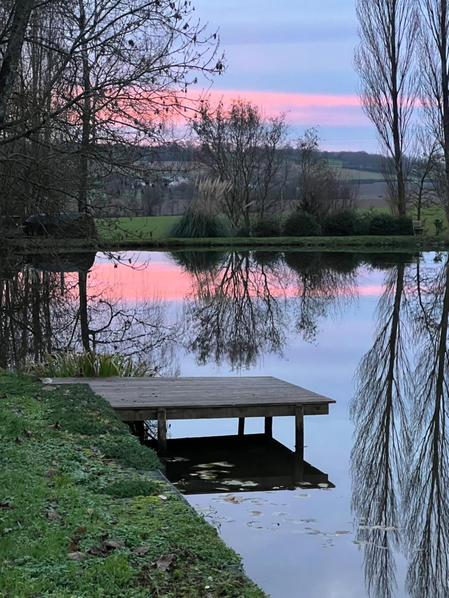 Lake Noble Saint-Germain-l'Aiguiller Extérieur photo